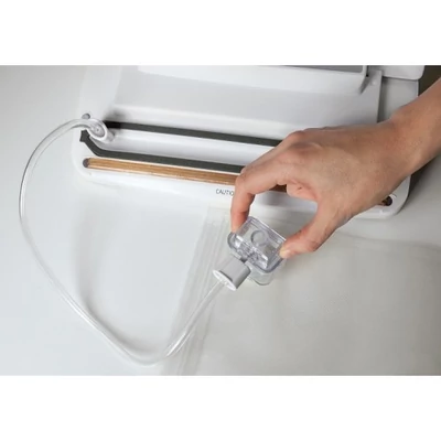 LAICA vákuumozó adapter + 3db szelepes vákuumozó tasak 23*26 cm 