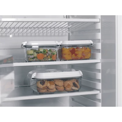 LAICA 3db -os prémium vákuumozható doboz szett 2L-es + 0,5 L-es téglalap doboz + pumpa